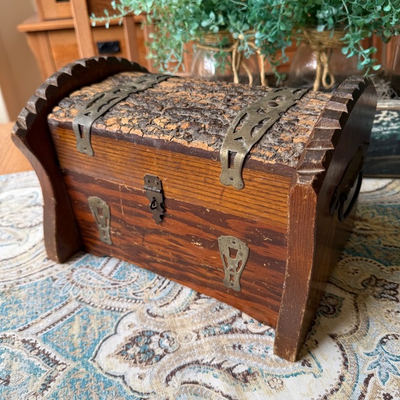 Folk Art | Accents | Wooden Folk Art Box Treasure Chest Jewelry Raw ...